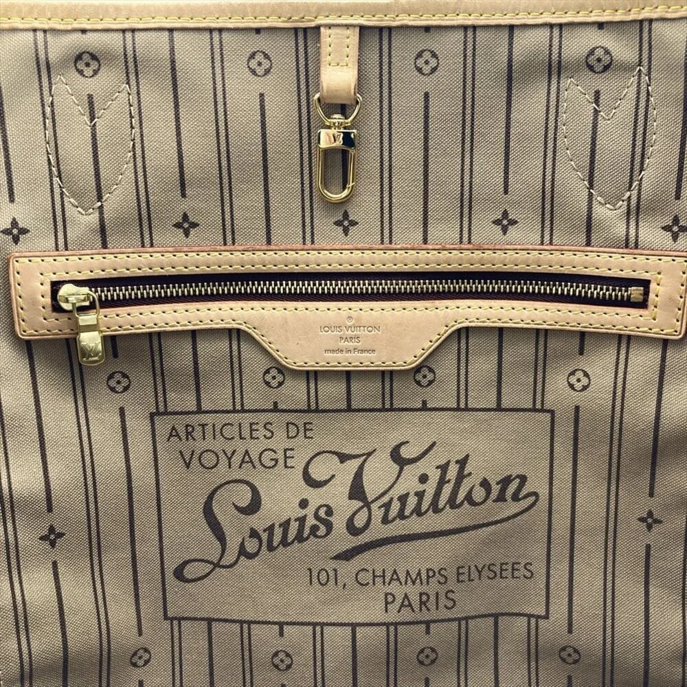 LOUIS VUITTON Brown Monogram Canvas Neverfull MM Tote Bag